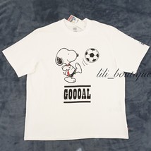 NWT Levi&#39;s x Peanuts Men Oversized Graphic Tee Cotton Goooal Snoopy Whit... - £15.14 GBP