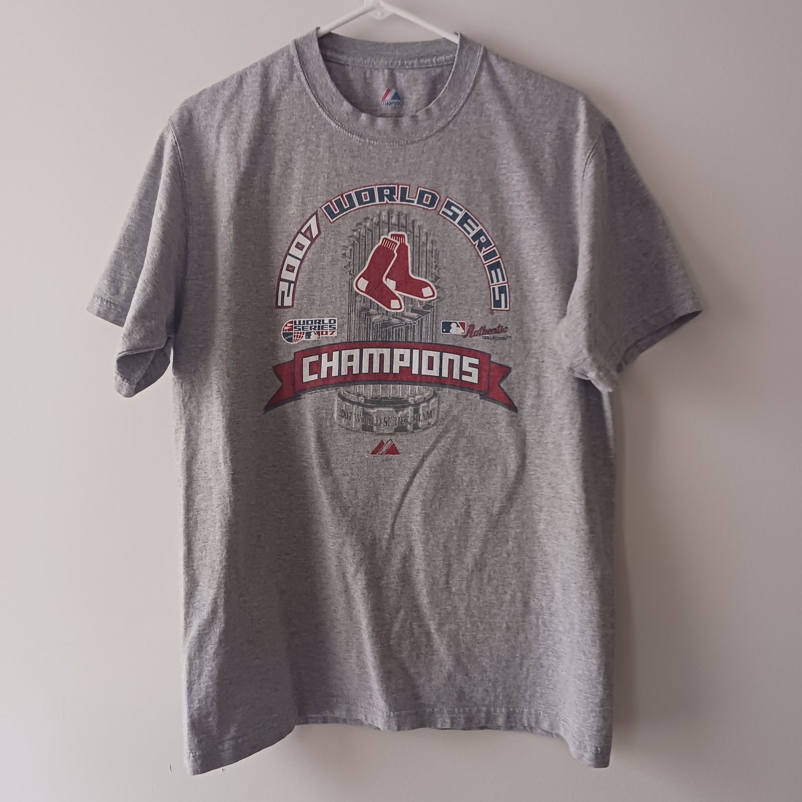 T Shirt MLB Boston Red Sox 2007 World Series Champions Majestic Size M Medium - $15.00
