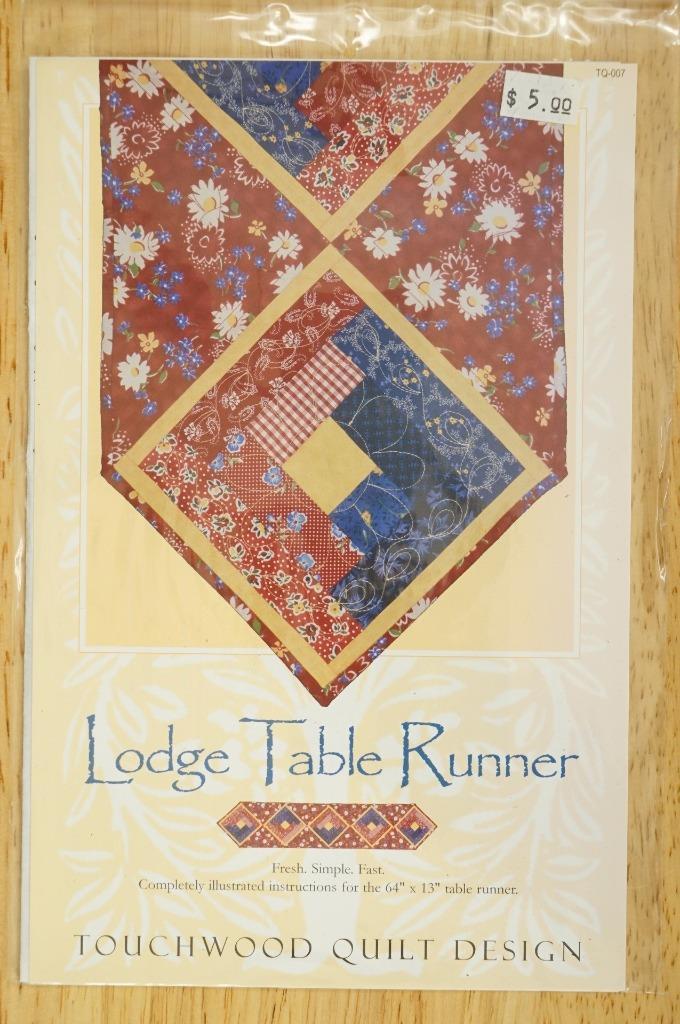 NOS Lodge Table Runner Touchwood Fabric Quilting Sewing Pattern TQ-007 - $4.95