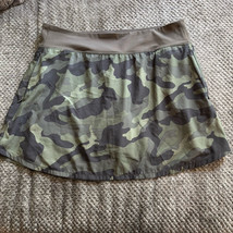 Old Navy Women’s High-Waisted StretchTech Skort Green Camo Size XL Casual Sport - $12.99