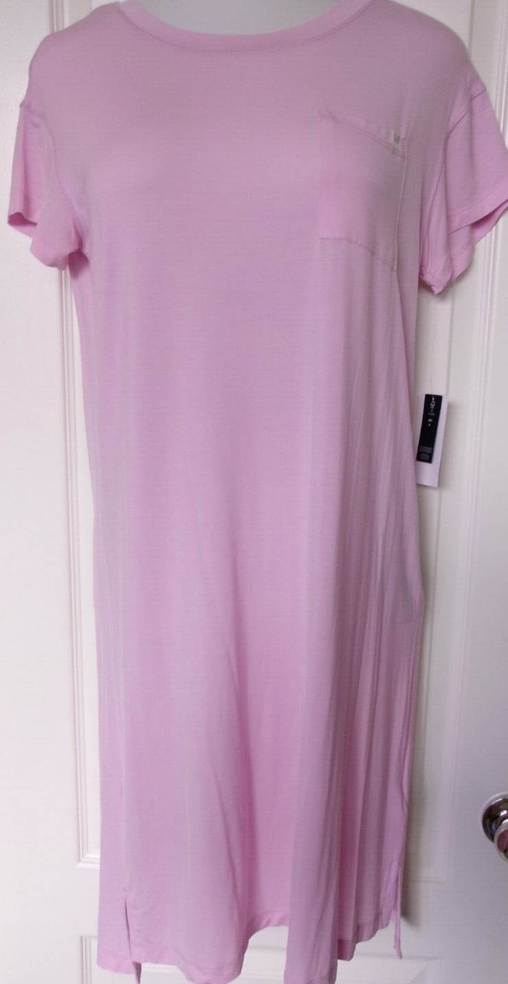 Gap body cap sleeve sleep shirt Size X-Large Pink (Butterfly) gap logo on pocket