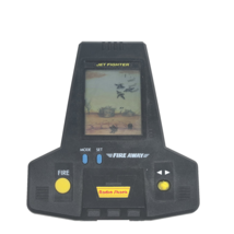 VINTAGE ELECTRONIC HANDHELD LCD JET FIGHTER GAME RADIO SHACK TESTED + WORKS - $26.48 CAD