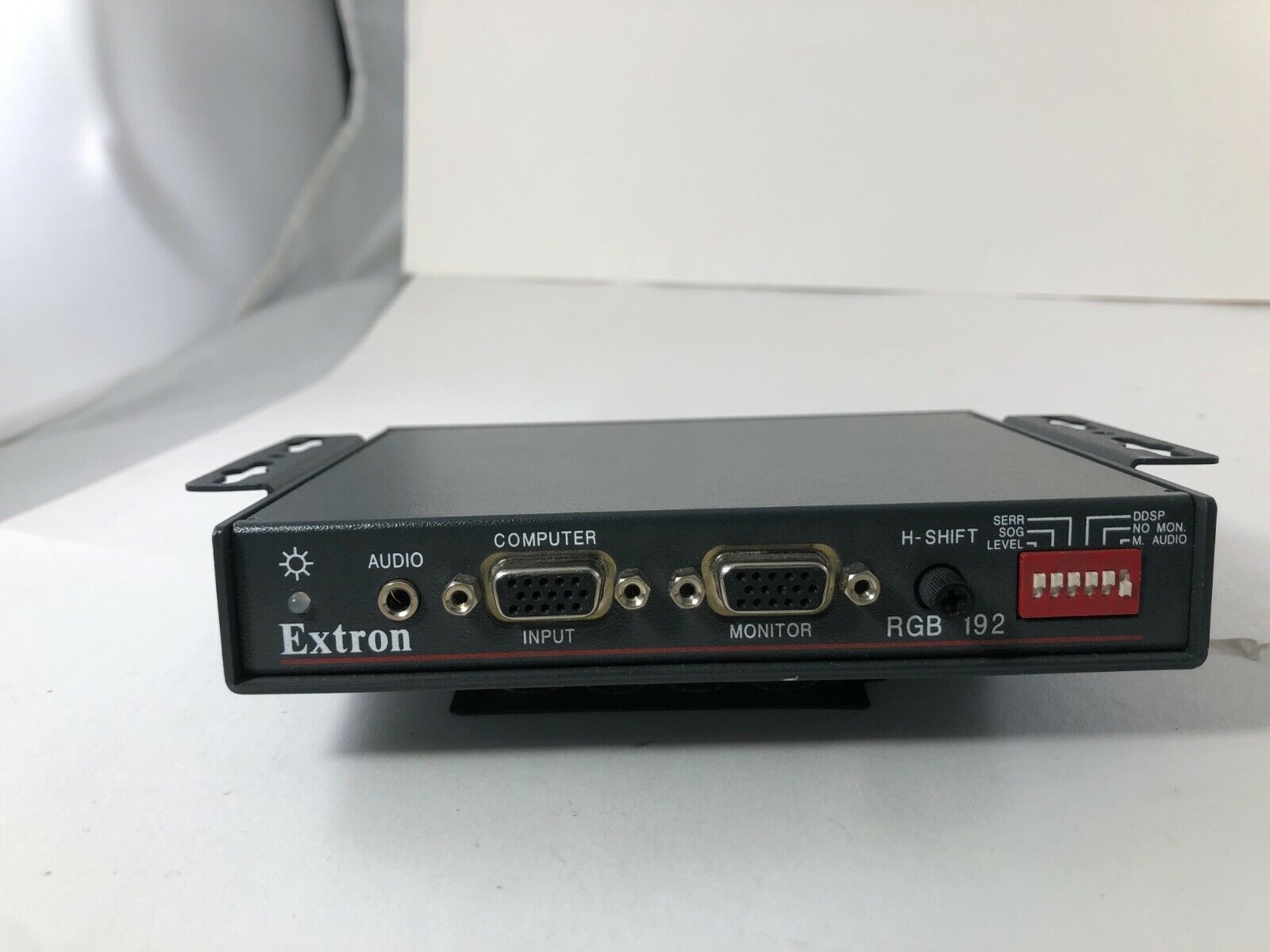 Extron Interface Electronics RGB 192 with Audio DDSP Universal Analog Co... - $24.95