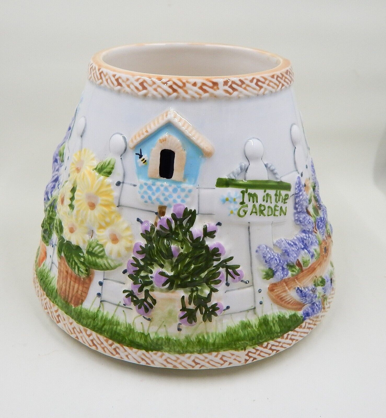 Primary image for Yankee Candle Large Jar Candle Shade I'm in the Garden Floral Spring Birdhouse