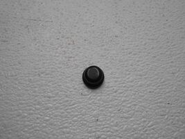 2005 chevrolet impala Windshield Wiper Arm Cap Left LH or Right RH - $23.99