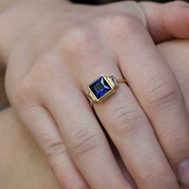 3.45Ct Princess Cut Blue Sapphire &amp; Baguette Diamond Ring 14K Yellow Gold Over - £65.95 GBP