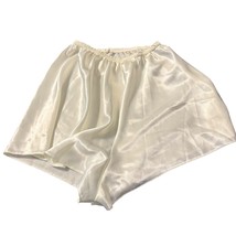 Vintage Lucie Ann II Ivory Satin Tap Shorts For Women Size M - $14.40