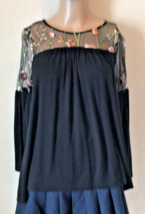 Liz Claiborne Embroidered Top Size S - £13.90 GBP