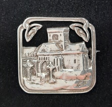 Wonderful Sterling Silver Brooch Featuring Iona Abbey - £57.67 GBP