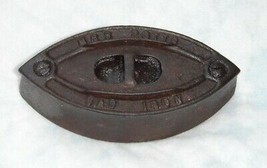 Cast Iron Sad iron..marked Mrs potts...5.75&quot; long..No Handle. 3.5 lbs--old er.. - £9.39 GBP
