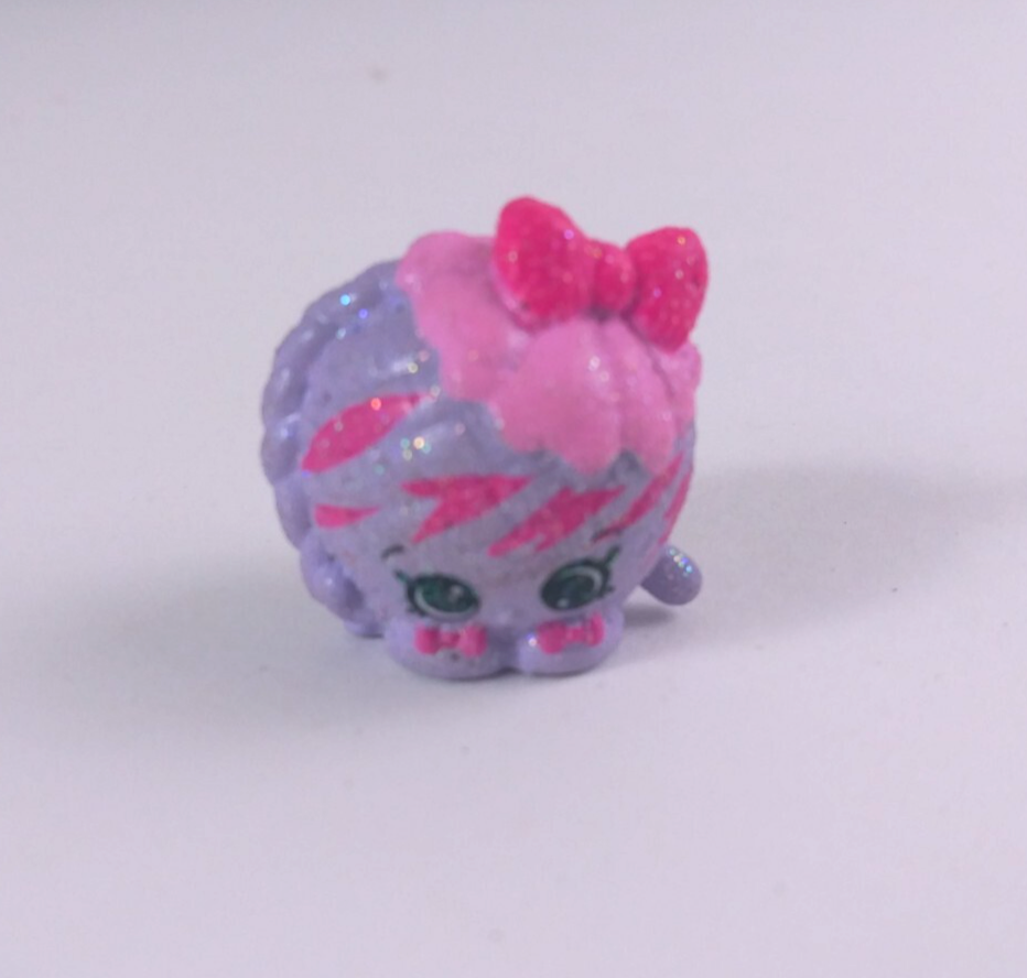 Moose Shopkins Season 9 Glitzi Dancers Tribe Jana Yarn Ball Exclusive - $14.84