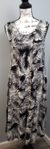 Croft &amp; Barrow A Line Dress Women&#39;s M Black White Botanical Sleeveless S... - $22.95