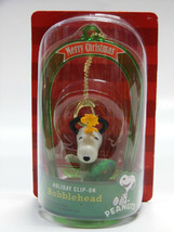 P EAN Uts Snoopy &amp; Woodstock CLIP-ON Bobblehead Green Arch Christmas Tree Ornament - £10.13 GBP