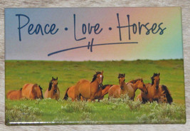 LEANIN TREE &quot;Peace-Love-Horses&quot; Herd in Green Pasture #67453 Magnet~3&quot; x 2&quot;~ - £5.89 GBP