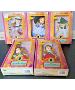 Vintage 1992 The New Bright Collection Bookcase Collectible Dolls Lot Of 5 - $1,435.89 MXN