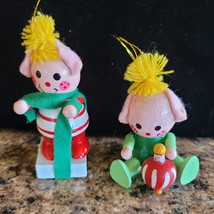 2 Wooden Dolls Children Hanging Christmas Ornaments Yellow Yarn Hair Vin... - $8.90