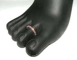 Toe Ring Pink Crystal Rhinestones, Stretchy, Sparkly - £6.04 GBP