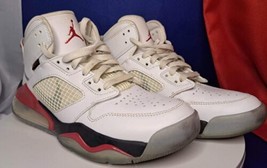 Air Jordan Boys Mars 270 GS Basketball Shoes BQ6508-100 White Fire Red 7Y - $46.74