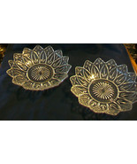 PAIR OF VINTAGE GLASS CANDY DISH OR TRINKET HOLDER WITH TRIANGLE EDGES - £31.87 GBP