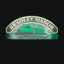 Narnia Train Bradley Manor - Wood Sign - £14.38 GBP