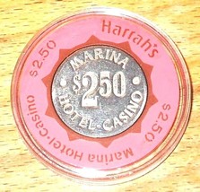 (1) $2.50 HARRAH&#39;S MARINA CASINO CHIP - ATLANTIC CITY, New Jersey - $11.95