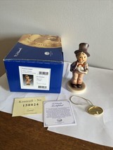 Goebel Hummel Figurine Street Singer 131. 5&quot; Hang Tag Box rare 2007 fina... - £23.33 GBP