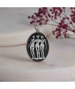 Sterling Silver Three Graces Pendant 27x17mm - $972.89 MXN