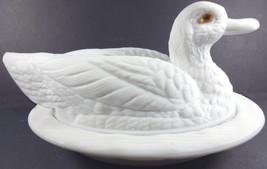 1970s Westmoreland Satin Mist Matte Milk Glass 8&quot;l Duck Pattern Covered ... - £43.95 GBP