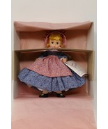 Madame Alexander Miniature Showcase Sulky Sue 8&quot; Doll #445 - $46.17 CAD