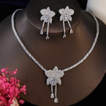 Unique Design Flower Necklace Earrings High Quality 2pcs Wedding Bridal Jewelry  - £81.74 GBP