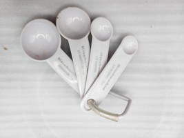 KitchenAid Measuring Spoons 4-Piece Set White Baking Cooking Utensils - £9.30 GBP