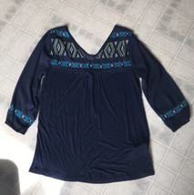 Lucky brand top womens Medium Blue Embroidered Loose Tee - £19.53 GBP