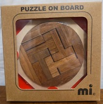 Puzzle On Board 38 Puzzle - Sickle And Hammer New In Box! - $92.11 MXN