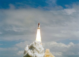 Launch of Space Shuttle Discovery for STS-26 mission Photo Print - £7.02 GBP+