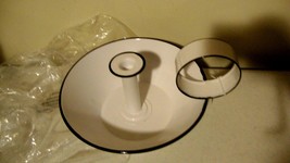 Pan Candle Holder with Candle in white metal image 4