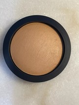 Laura Mercier Matte Radiance Baked Powder Compact BRONZE 01 Full Sz .26o... - $34.16