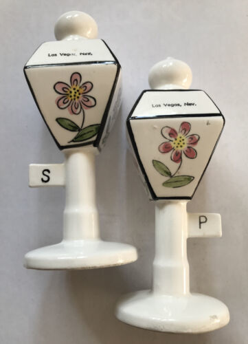 Las Vegas Nevada Salt And Pepper Shakers Lamp Post Vintage Japan Pink Fl... - $7.86