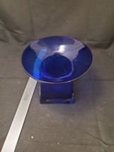 Vintage Hand Blown Square Base Round Cobalt Blue Art Glass Vase Excellent - £37.77 GBP
