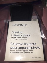 Insignia Floating Camera Strap - NS-DFS140K-C - £13.30 GBP