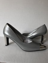 St. John Pandora Silver Leather Pumps Shoe Size 6.5 NWT - £280.59 GBP