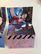 YEJI ITZY Official Folded Poster &#39;GOLD&#39; Kpop Authentic - €3,45 EUR