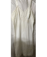 VINTAGE SLIP ~SZ 34 TRICOT ALL NYLON~LACE BUST ~USA~White - $26.74 CAD