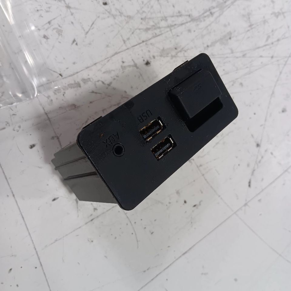 Mazda CX-5 USB Plug In Hub Port  2013 2014 2015 2016 - $107.94