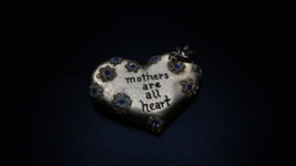 Vintage 1 5/8&quot; Mothers Are All Heart Gold Tone Blue Rhinestone Brooch - £9.46 GBP