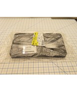 GM 23317838 Front License Plate Bracket Mount Factory Sealed - $588.54 MXN