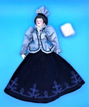 Avon Victorian Porcelain 9&quot; Doll Fashion of American Times Collection Vintage 87 - £12.04 GBP