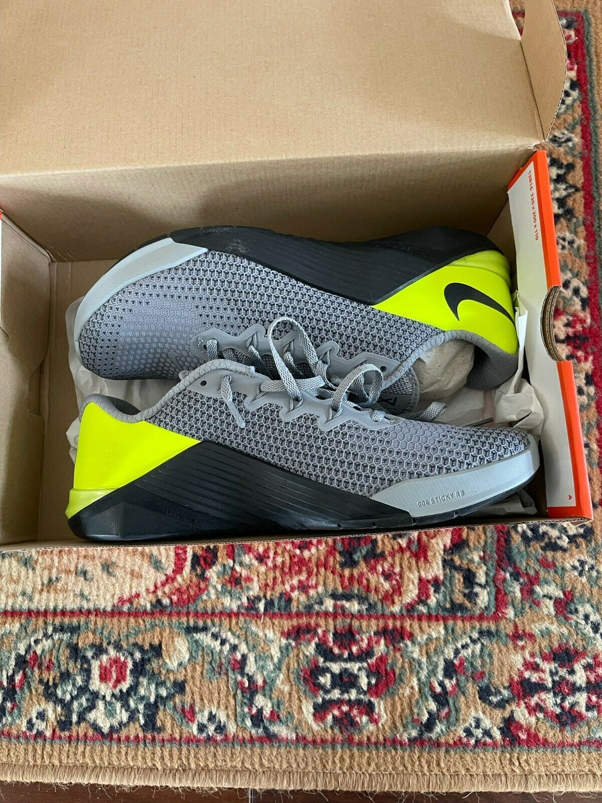 BNIB Nike Unisex adult Metcon 5 Training Shoes, AQ1189 - $120.00