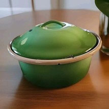 Vintage Green Enamel Pot with Lid  8.5&quot; diameter Vibrant Cottagecore MCM - £15.30 GBP