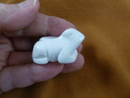 (Y-FRO-561) white gray howlite FROG stone gemstone CARVING figurine I lo... - €13,46 EUR