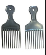 VTG Hair Pick Lift Combs x2  Both Black See Description - $303.09 MXN